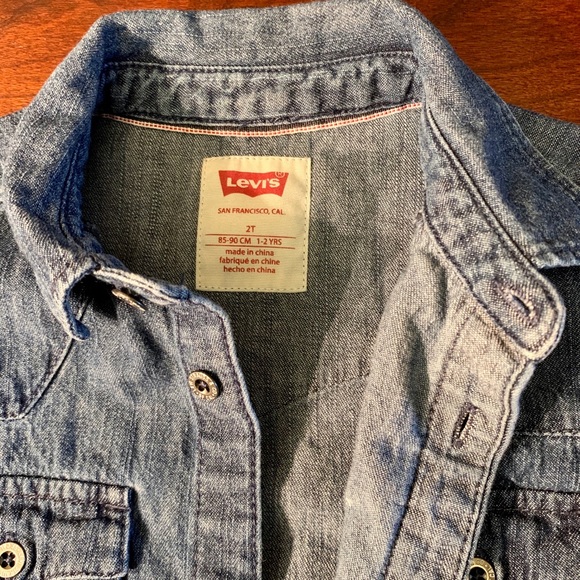 Toddler Levi’s Barstow Western Long Sleeve shirt - Picture 6 of 6